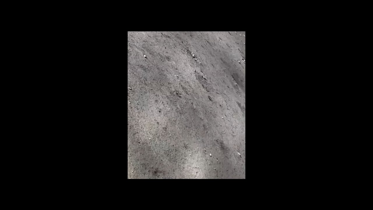 China discovers new mineral in moon for first time