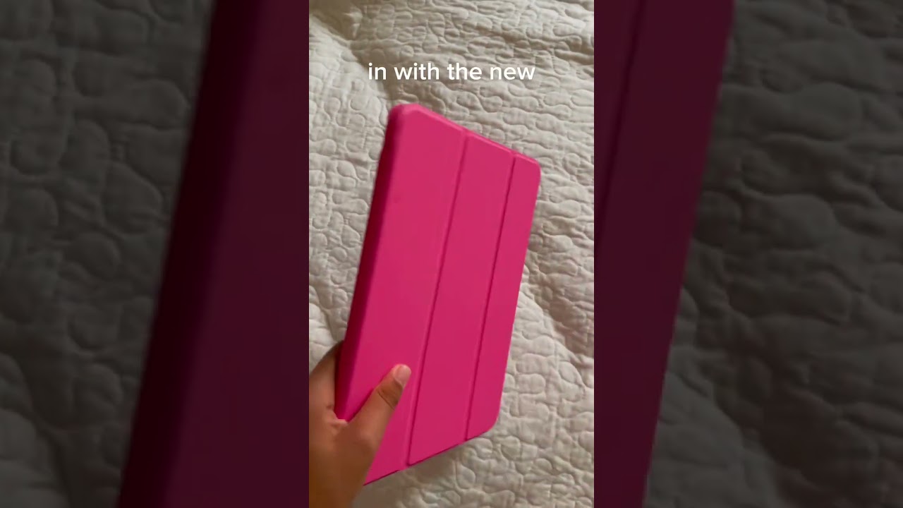 it&rsquo;s out with the old&hellip; | new ipad case! | 🩷🫶🏽☀️🌴🛍️🤩 | @nivyaaa
