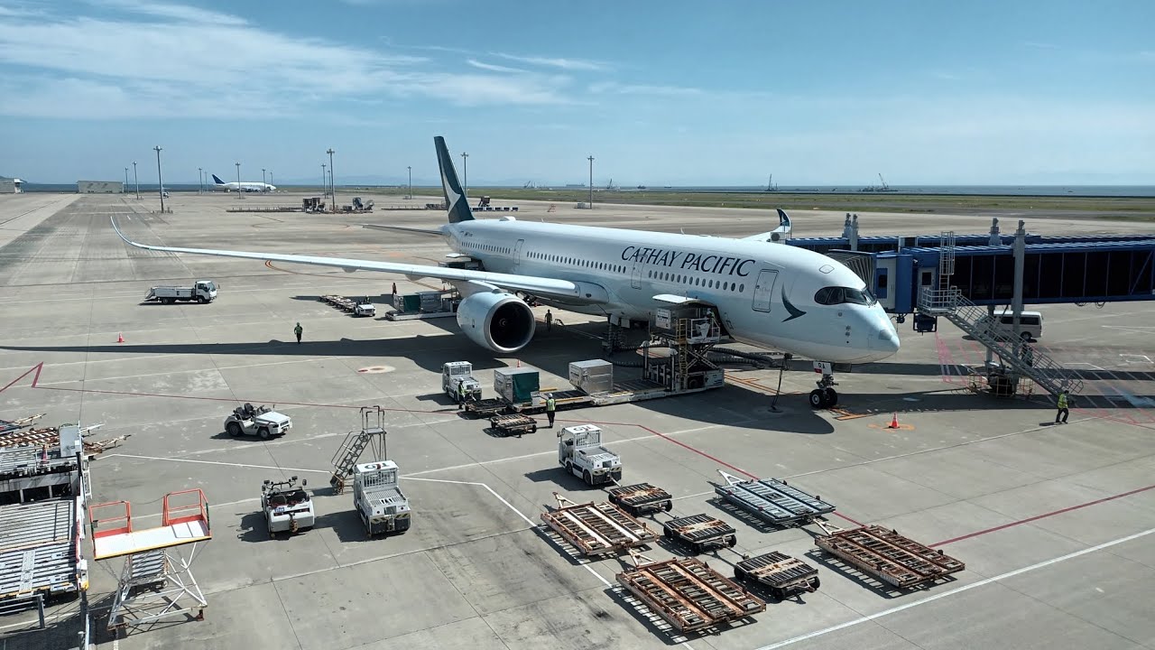 CATHAY PACIFIC | Nagoya - Hong Kong | CX539 | Takeoff 18 | Airbus A350-900