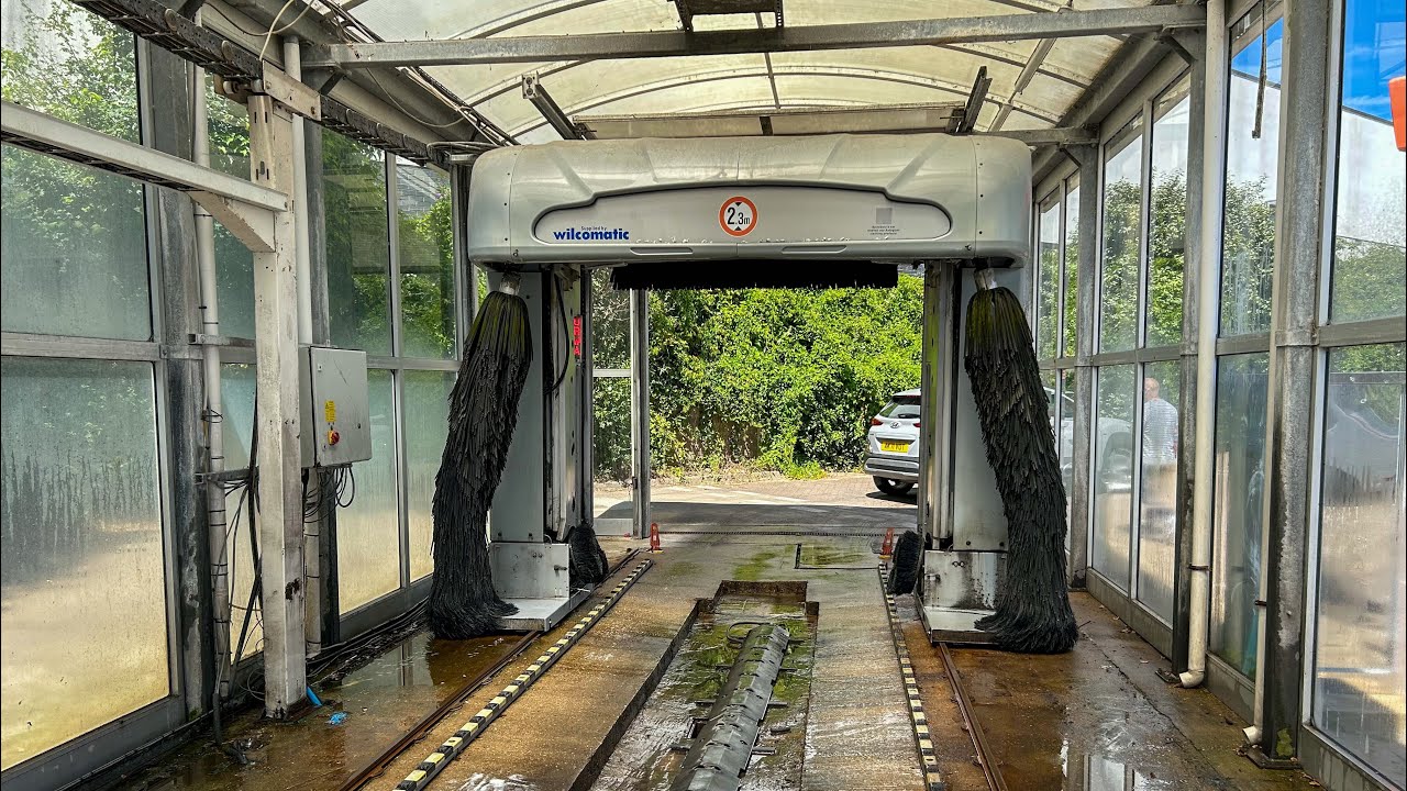 Worn Christ GENIUS C160 | Premium | Sainsbury’s Bedford