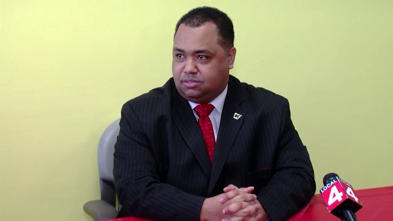 Coleman A. Young, Jr. formally announces candidacy for Detroit mayor
