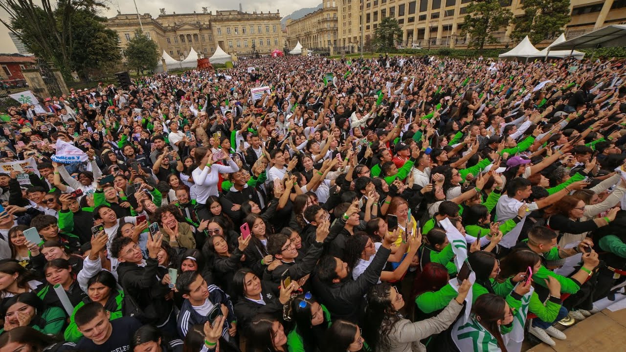 Aprendices del SENA dicen sí la Consulta Popular y al contrato de aprendizaje