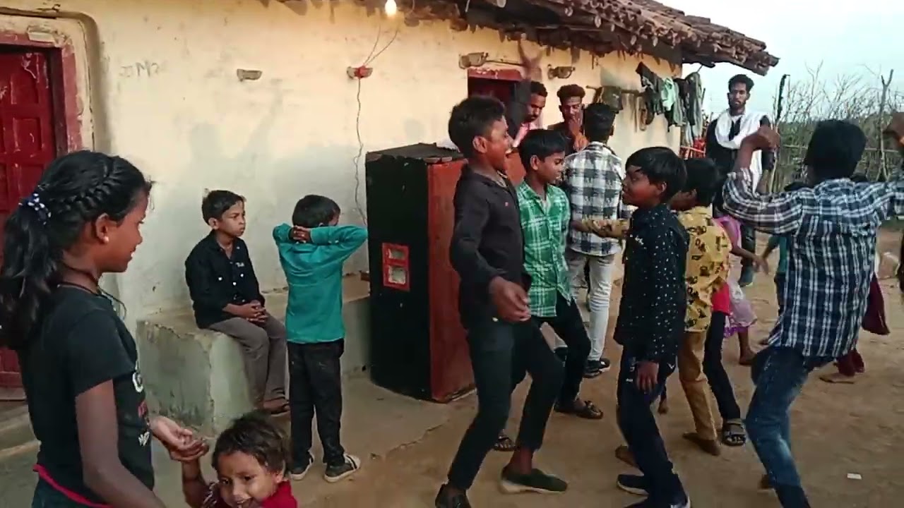 Gaon ka dance 😄😄😄😄