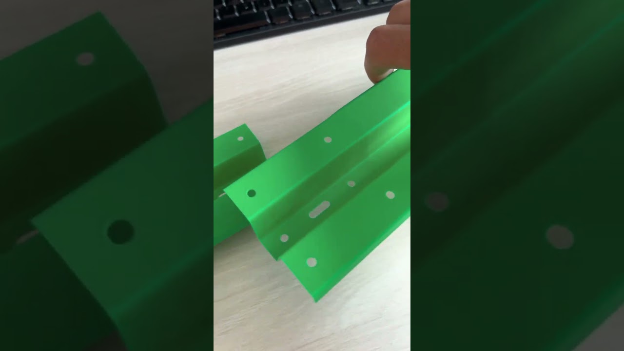 Tutorial: Wie montiert man eine Leitplanke?