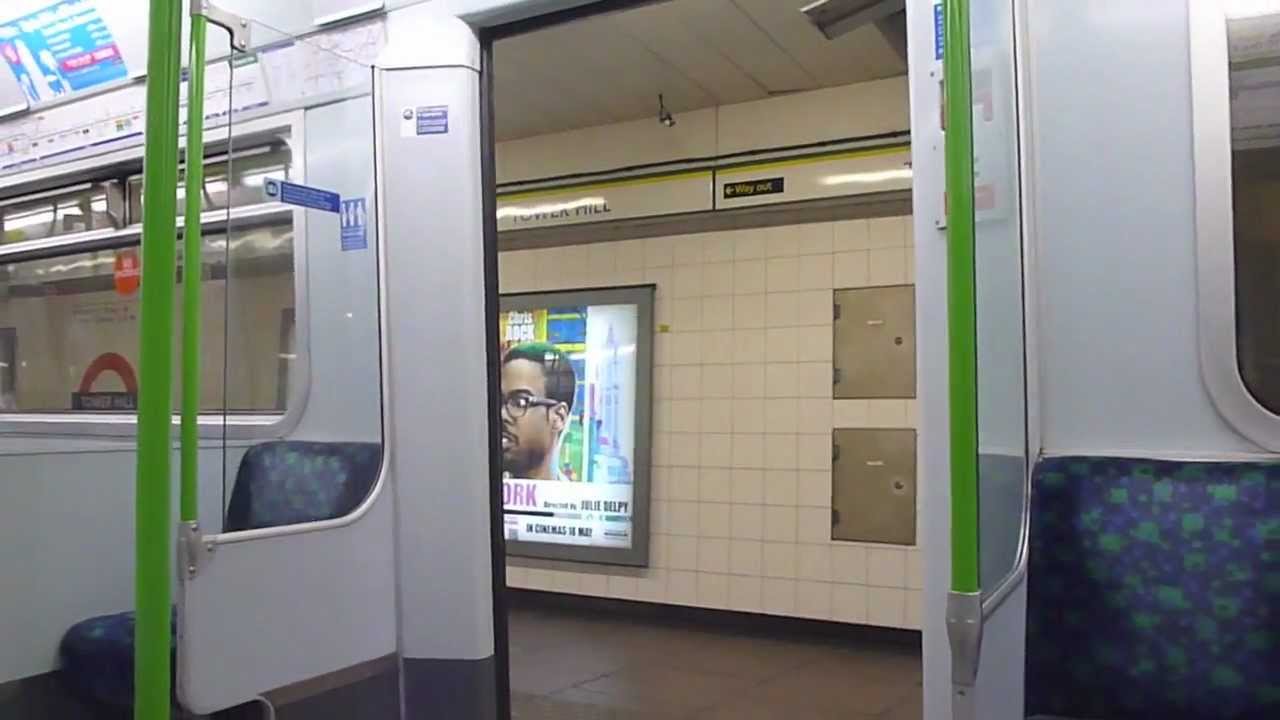 Journey on the D78 Stock District Line from Tower Hill to Blackfriars