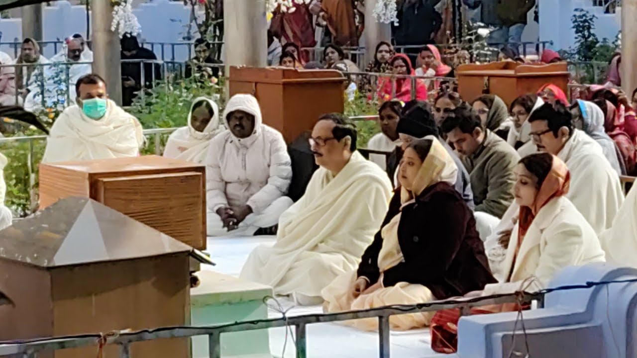 মানিকপুর বনভোজন উৎসবে শ্রীশ্রীআচার্য্যদেব ও অন্যান্যগণ 09-01-2026