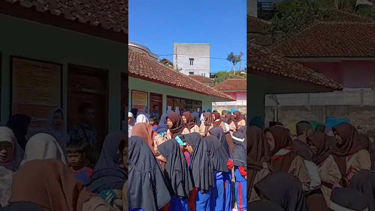 15 Agustus 25 Pawai Agustusan melewati MI Al Hidayah ... jazakumullah 