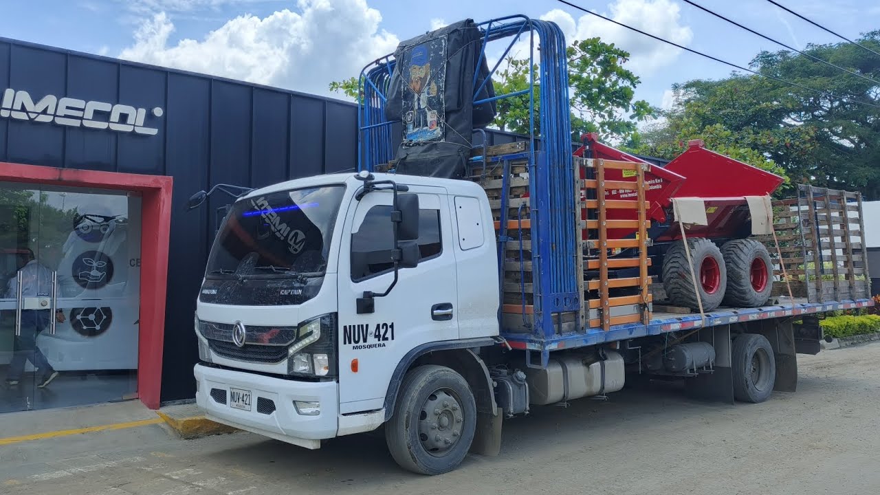 Cargando maquinaria agropecuaria para los llano orientales 🚜 (Yumbo - Calarca)