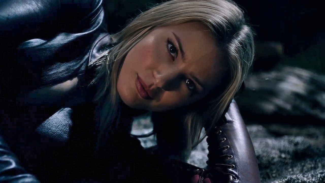 Cara Mason (Legend of The Seeker) - tight leather catsuit