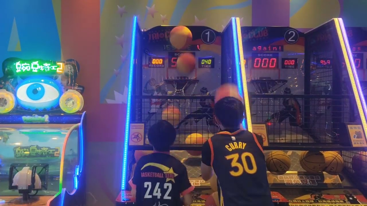 Ai投籃機與@no.198ai 雙打9顆球竟然突破1200！！！？？？？#投籃機#籃球機 #arcade 