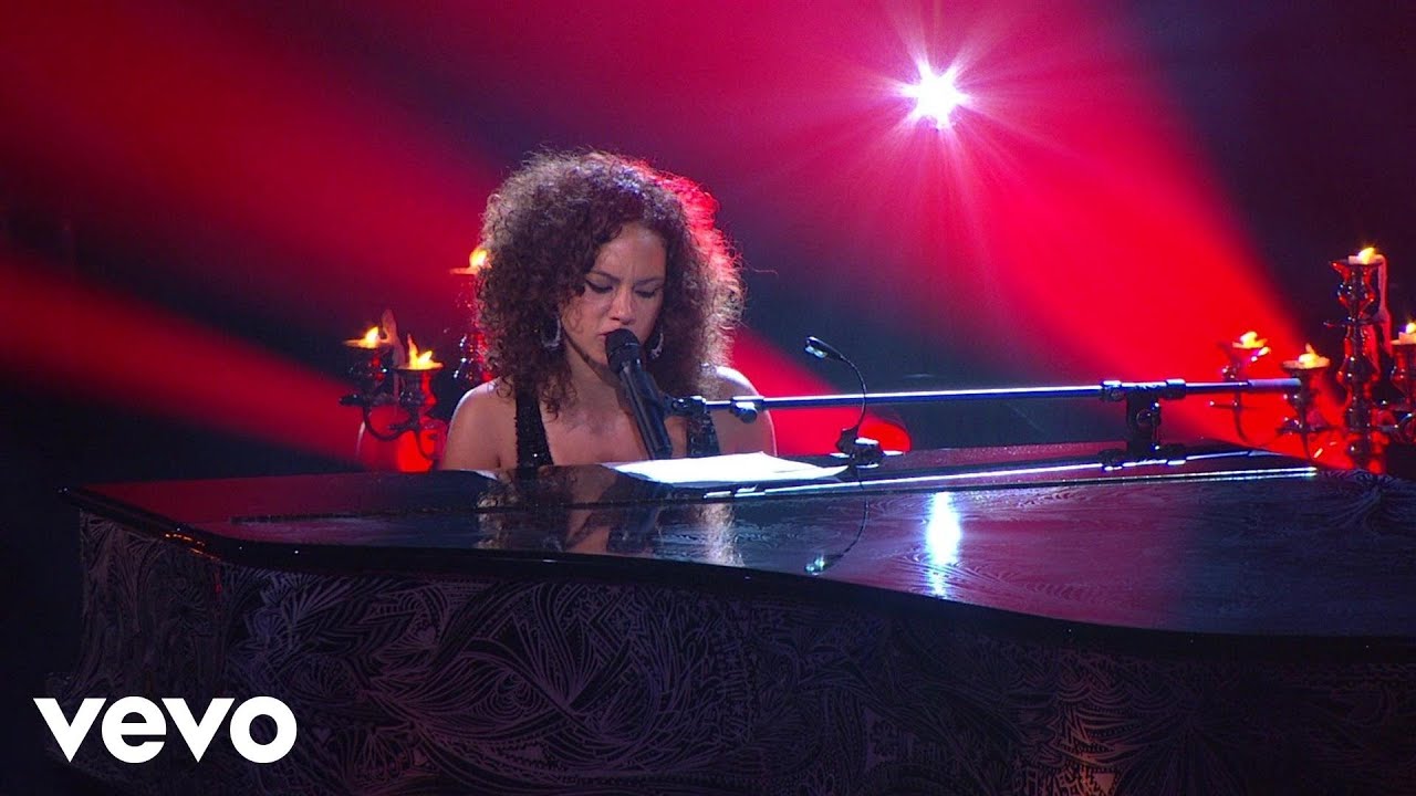 Alicia Keys - Fallin' (Piano & I: AOL Sessions +1)