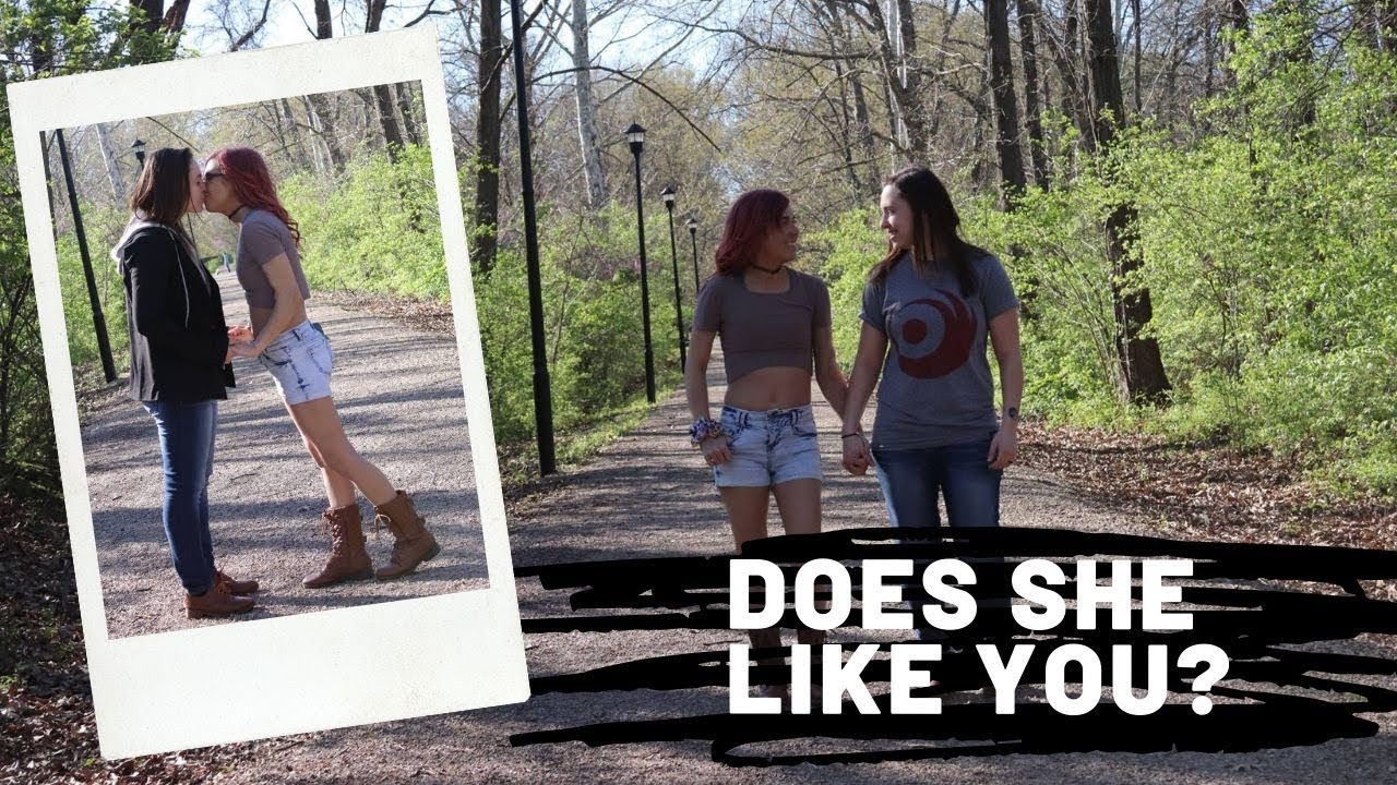 Does She Like You - Lesbian Edition | Ashley & Rachel