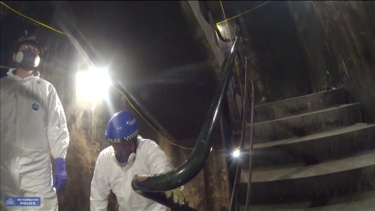 Neues Video der Londoner Polizei: DNA-Suche im Grenfell-Tower | DER SPIEGEL