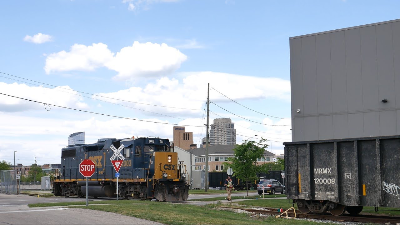 Following CSX Y297 2003 To Padnos And North Of Grand Rapids Mi