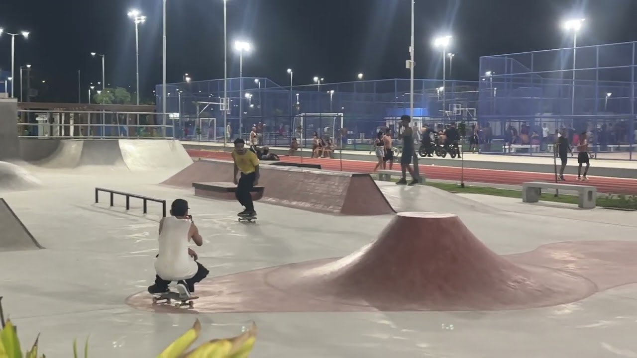 Estreia do Marlin na pista nova do Jiboia - skate cru