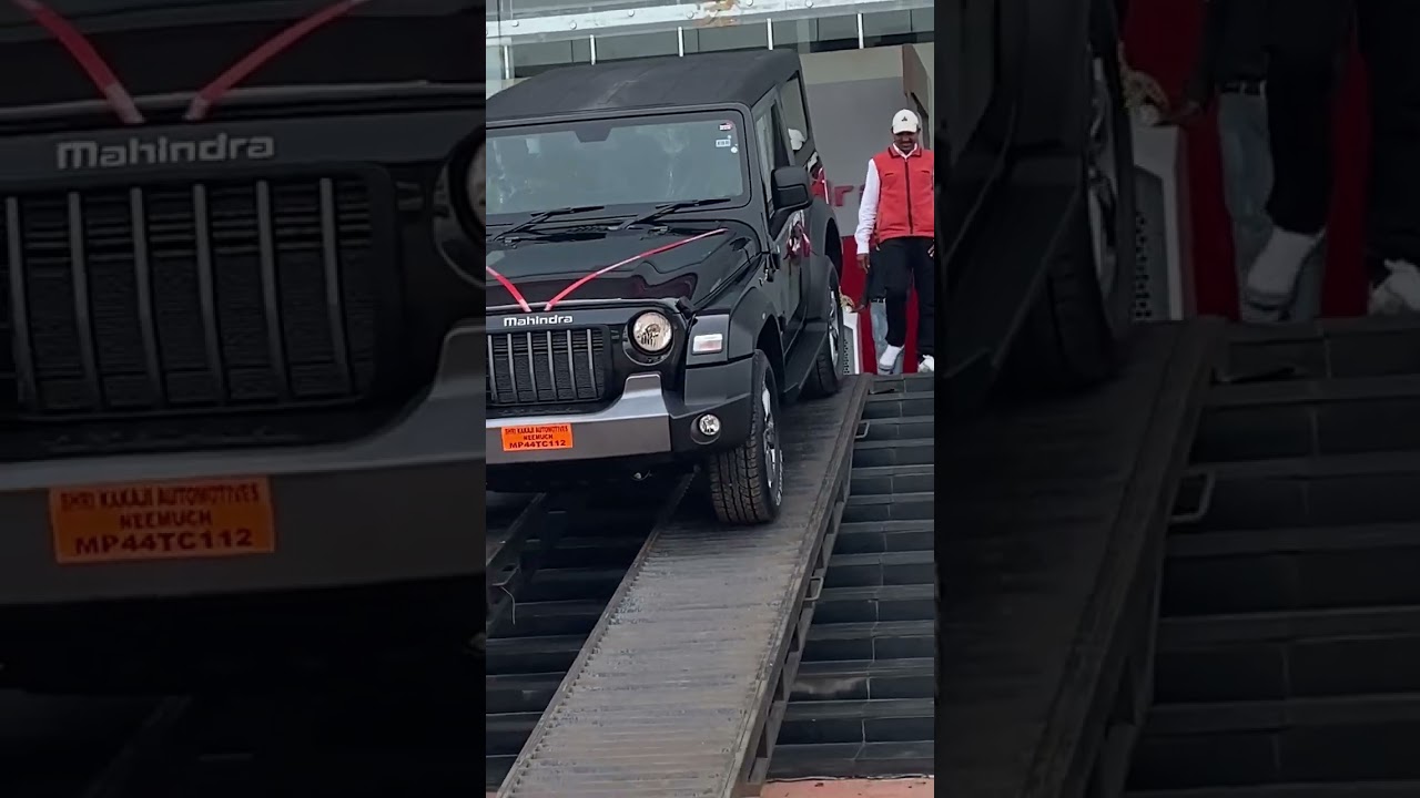 Mahindra showroom thar entry🔥🖤#shorts #trending #new #4x4 #mahindrathar #showroom #thar