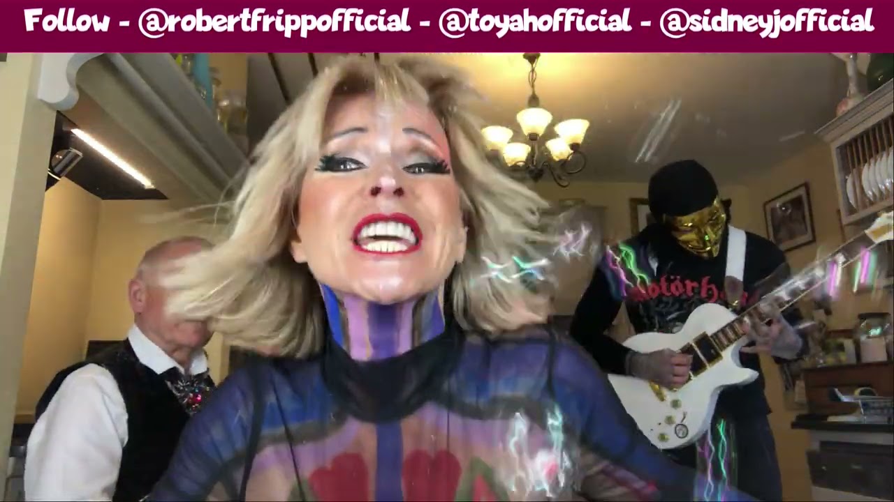 Toyah & Robert's Sunday Lunch - Silver Machine