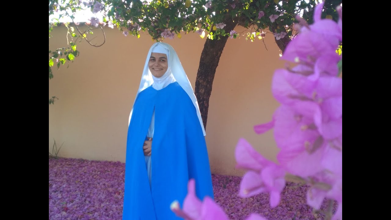 Tomada de H&aacute;bito de Irm&atilde; Maria Beatriz de Jesus O.I.C