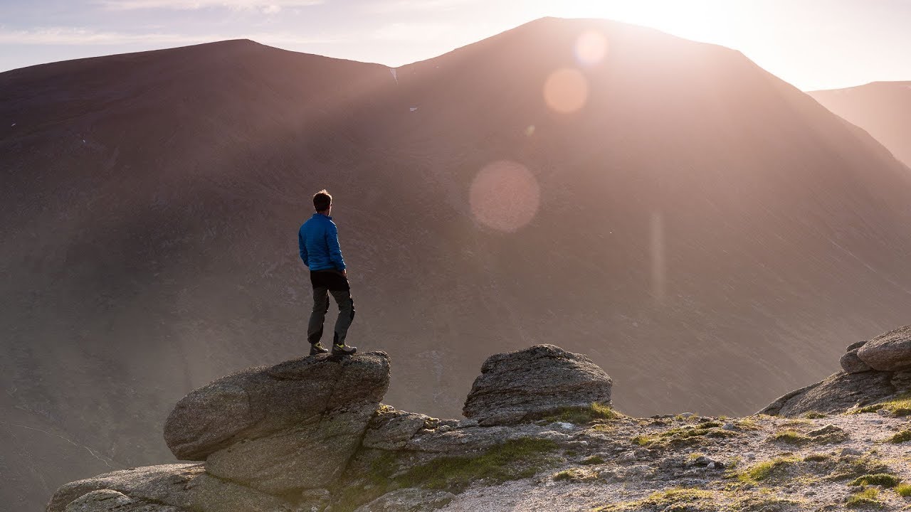 Wild Camping & Landscape Photography | Carn a' Mhaim, Cairngorms