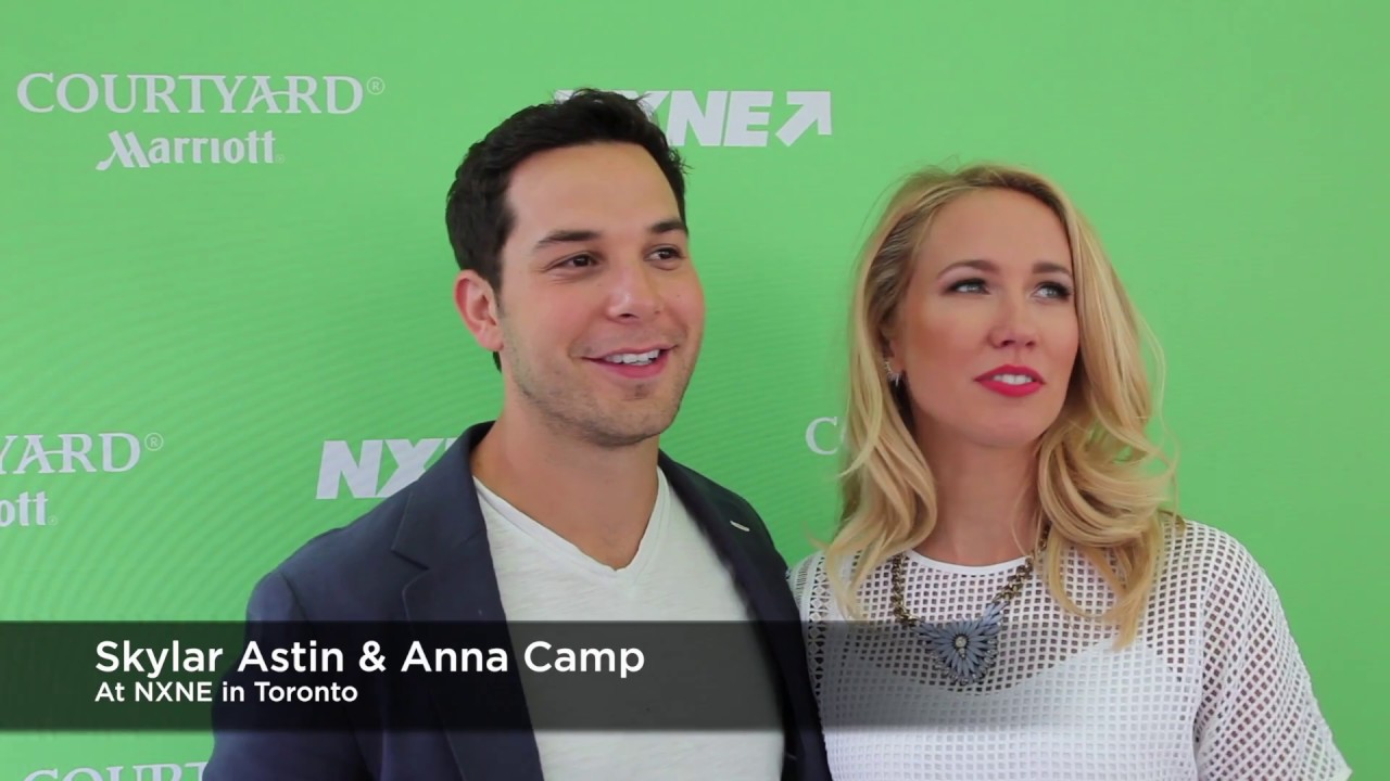 Skylar Astin & Anna Camp interview in Toronto
