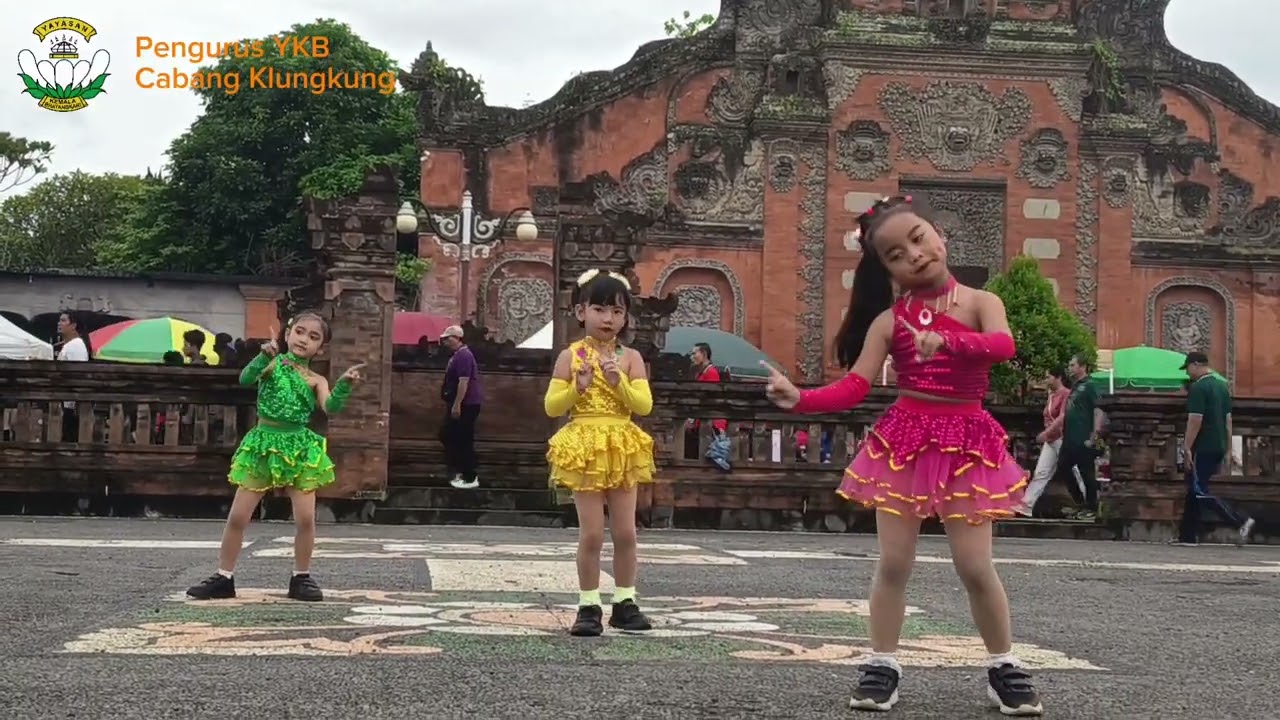 PENTAS KREATIVITAS MINAT DAN BAKAT TK KEMALA BHAYANGKARI 5 KLUNGKUNG