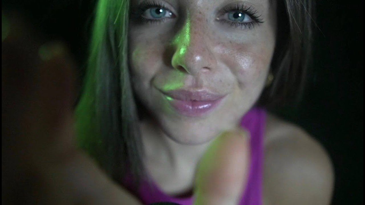 ASMR ITA| PLUCKING AND BRUSHING AWAY NEGATIVE ENERGY ✨SUB ENG
