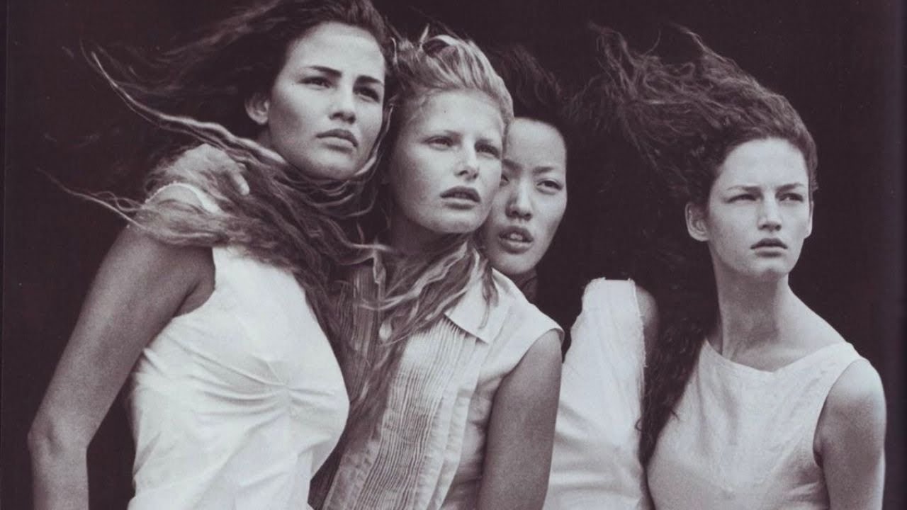 Calvin Klein: The Art of Selling Simplicity in the 90s