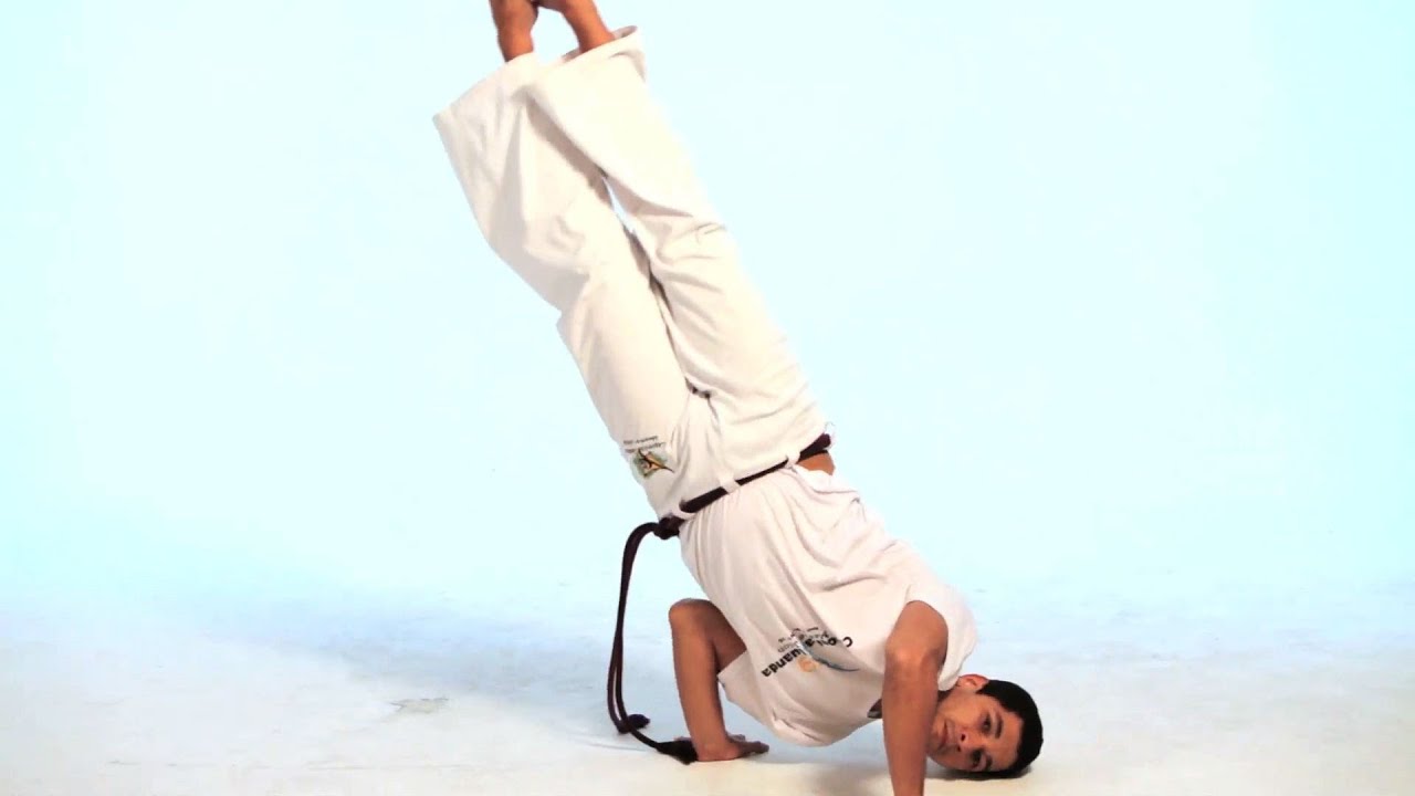 How to Do the Queda de Rins | Capoeira