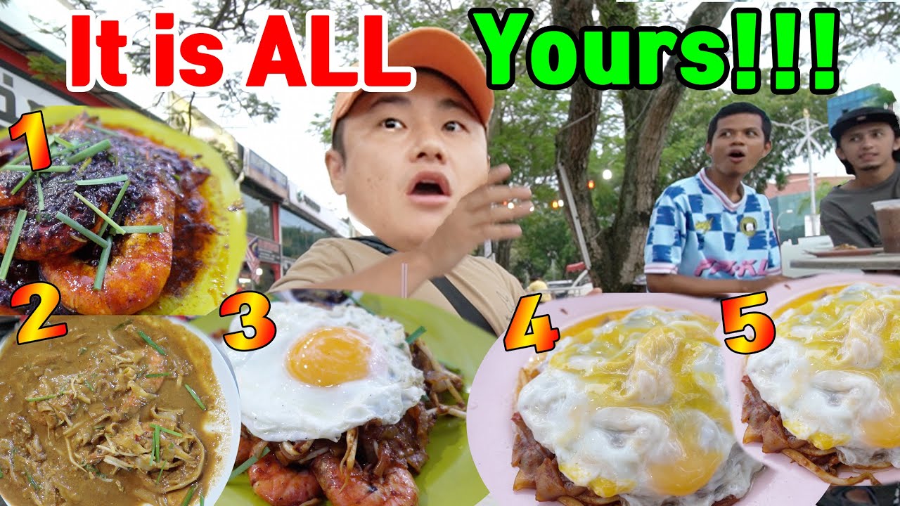 First Time trying this kind of Char Kuey Teow! Malaysian Street Food Mukbang
