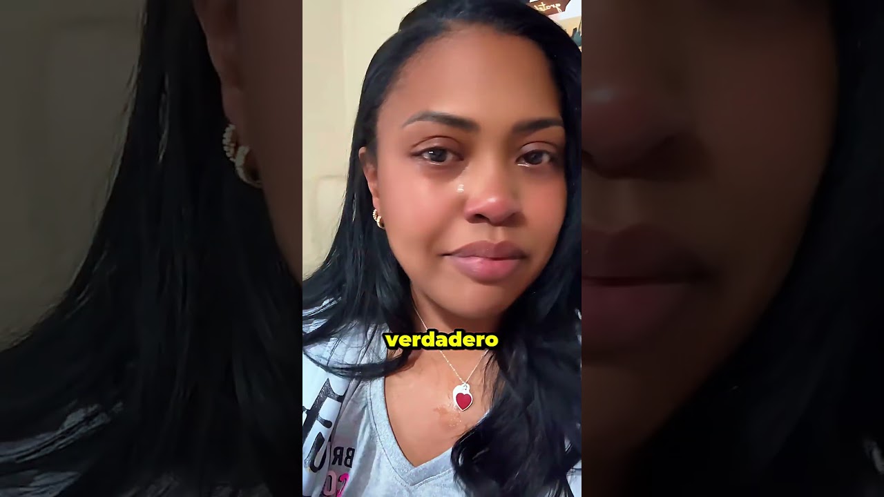 Esta mujer dejó entrar a un perro mojado por la lluvia... Pero el perro de verdad está dentro?