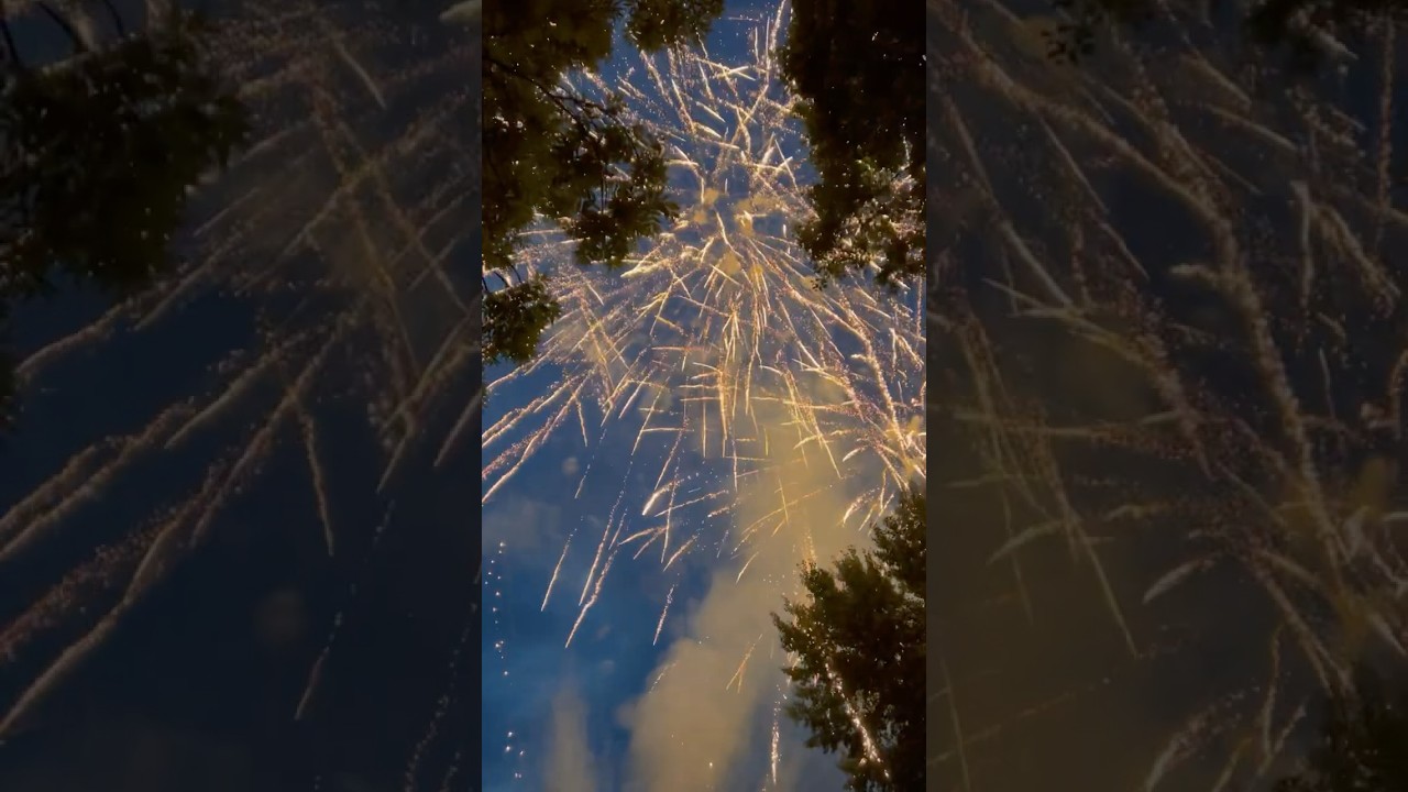Hochzeitsfeuerwerk #eventpyrotechnik #fireworks #silvester #feuerwerk #event #firecracker #pyro