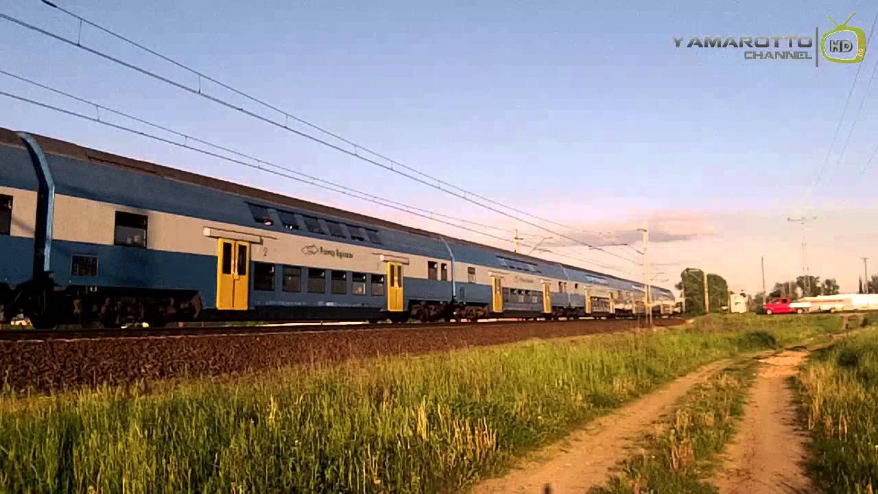 EU07-076  z pociągiem specjalnym 17106/7 
