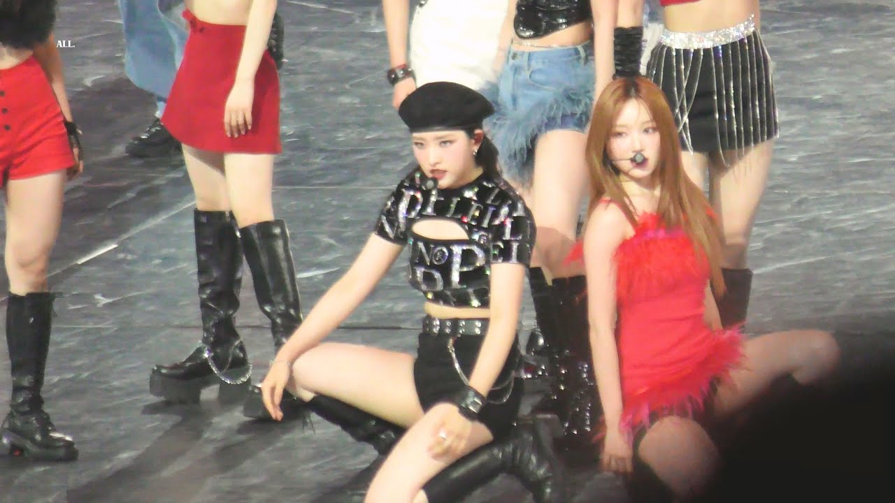 [4K]220821 이달의소녀 올리비아 혜 Intro+PTT(Paint The Town) 직캠 Loona Olivia Hye @KCON LA by ALL.