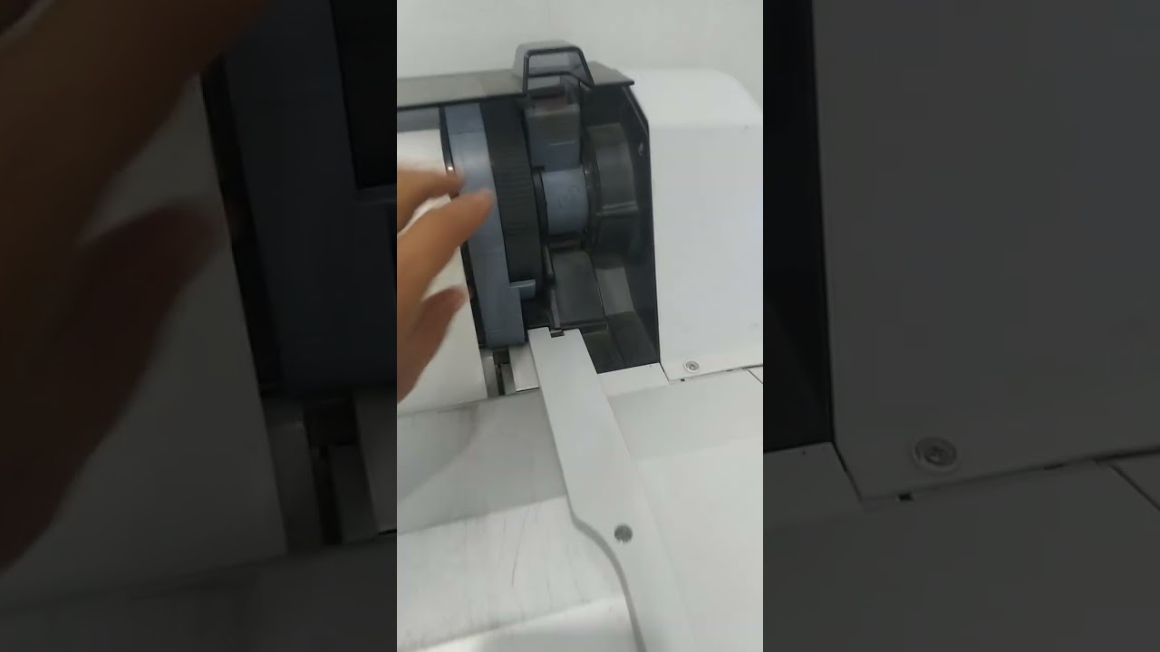 Epson F6270  paper loading