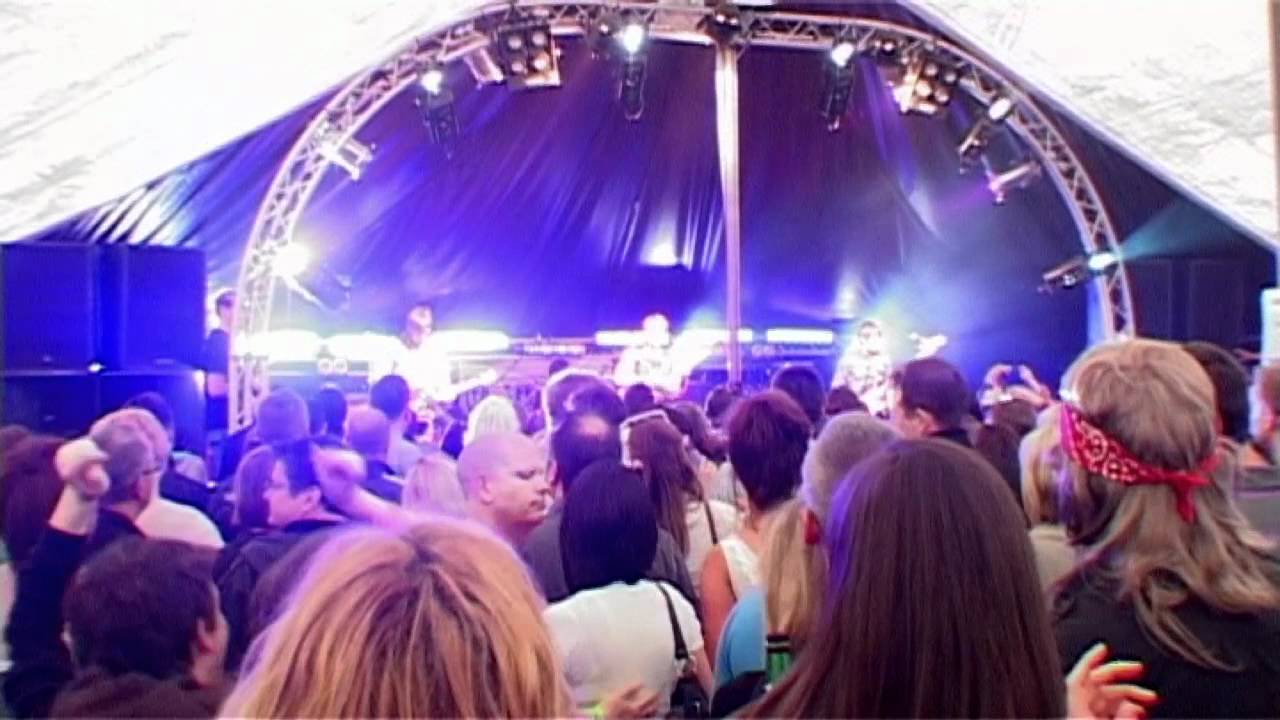 Kings Of Leon tribute / cover band Kings Of Lyon