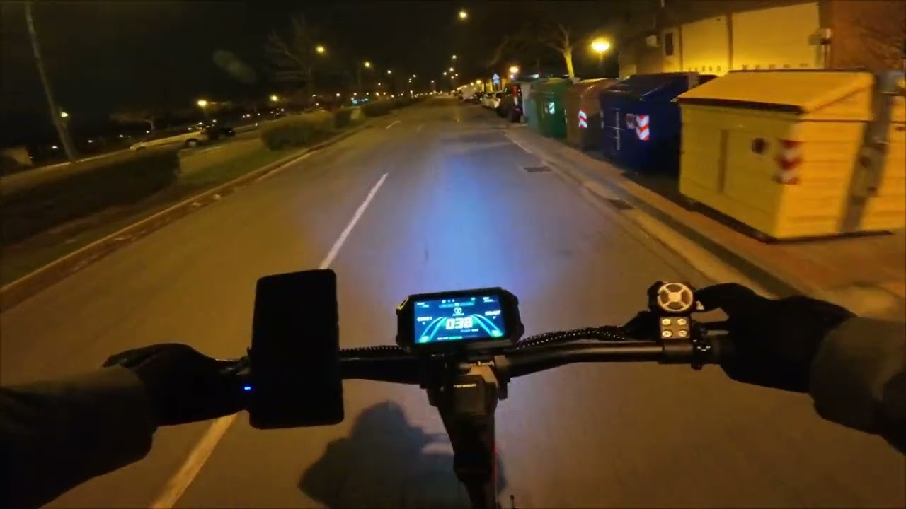 Teverun Fighter Supreme - cruising around at night