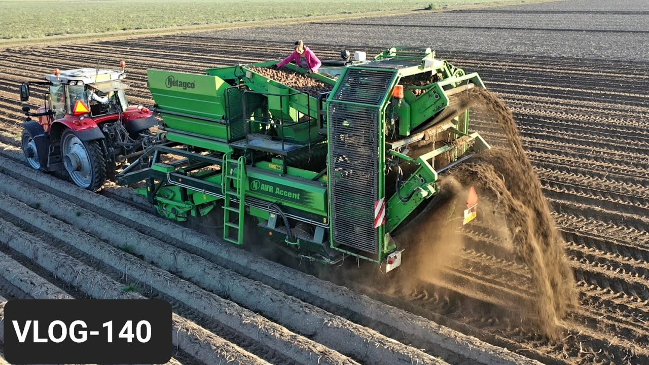 FARMVLOG #140 aardappelen rooien en loof trekken.