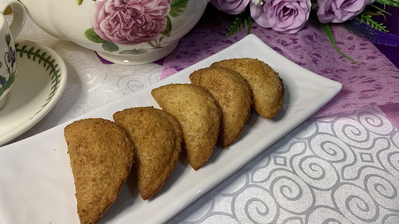 cara buat karipap rangup guna roti | rahsia roti tidak serap minyak | bread curry puff| karipap roti