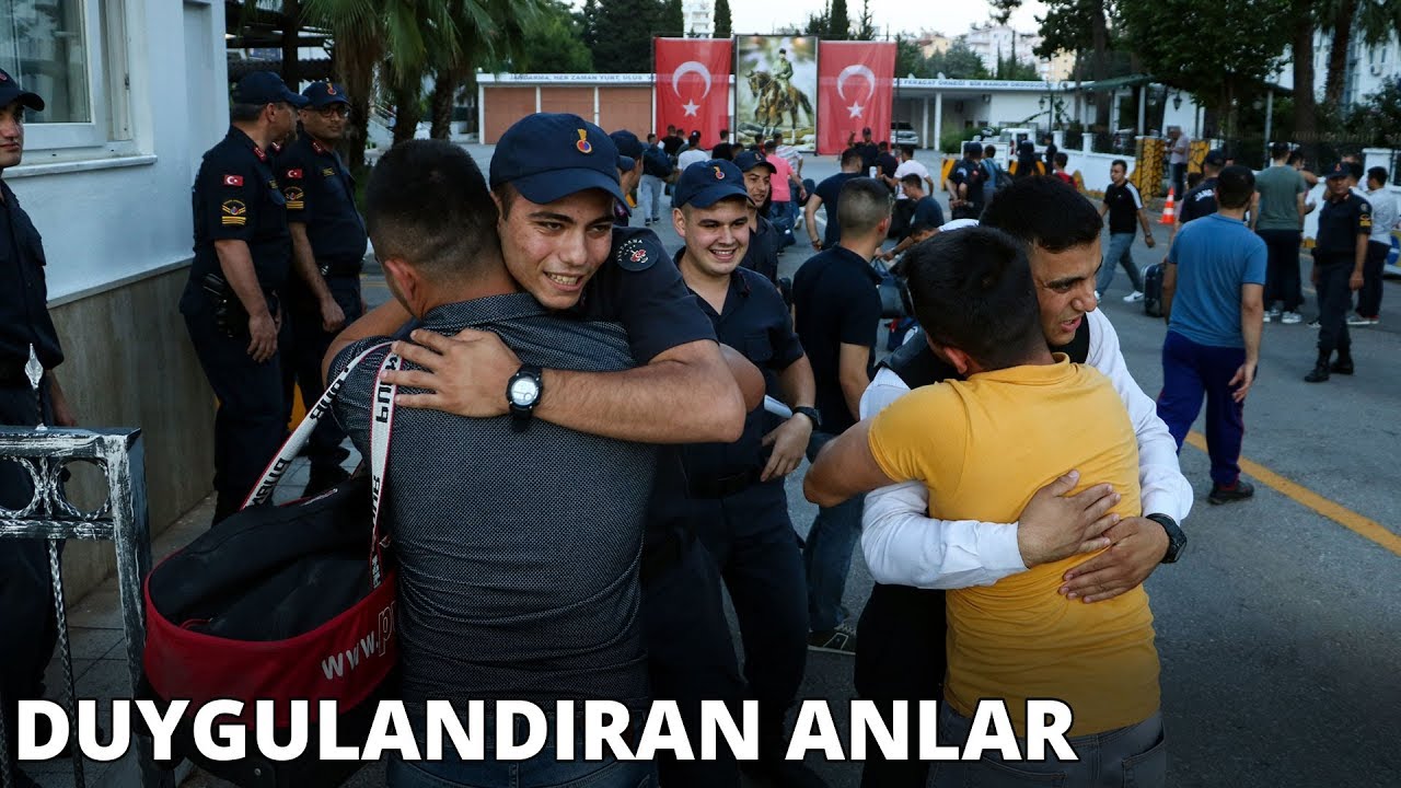 Antalya'da askerlerin erken terhis sevinci
