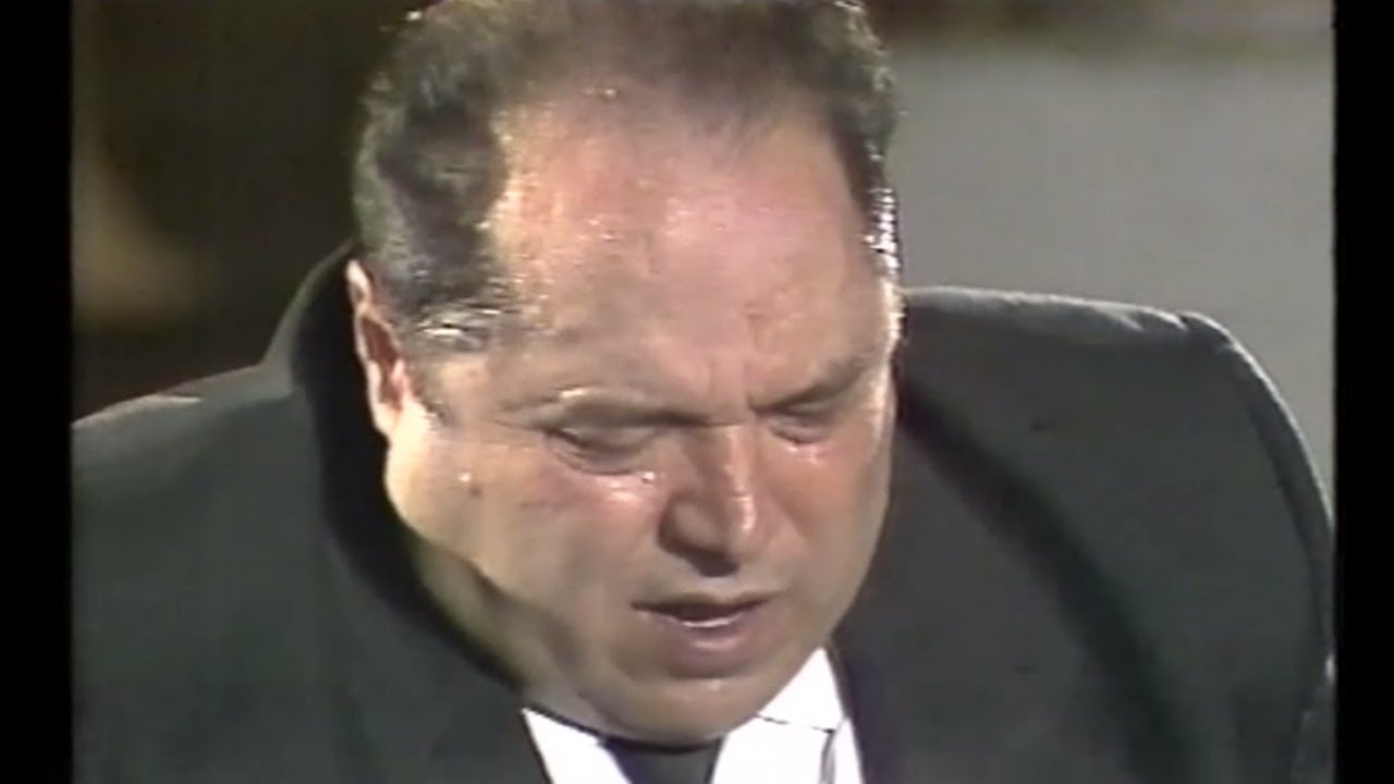 Esteban Sánchez, piano: Granados, Turina , Albéniz (Mérida 1987)
