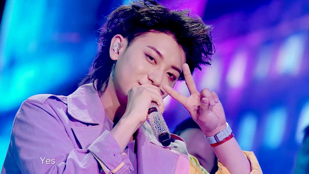 [Eng Sub] 210206 Kwai Chinese New Year Event: #ZTAO's Performance + Talk | 黄子韬 快手超级播跨次元之夜