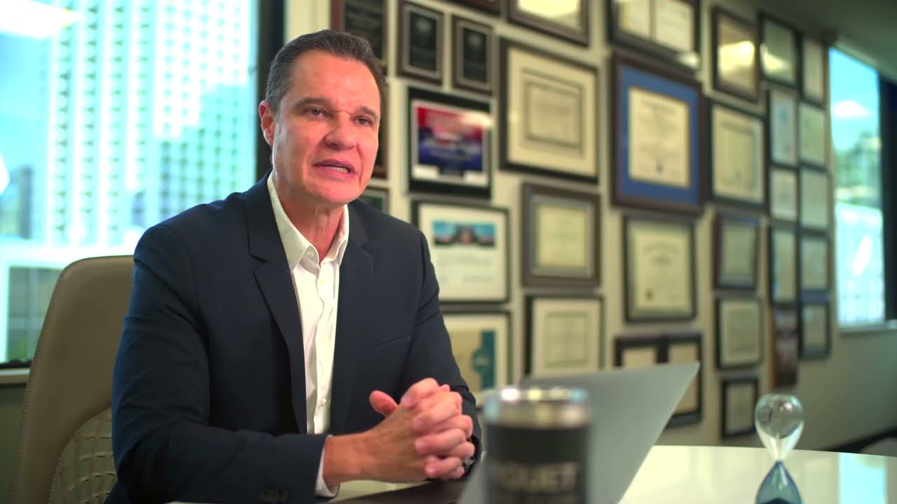 Piquet Law Firm - Insights from our Founder, Alexandre Piquet, Attorney at Law.