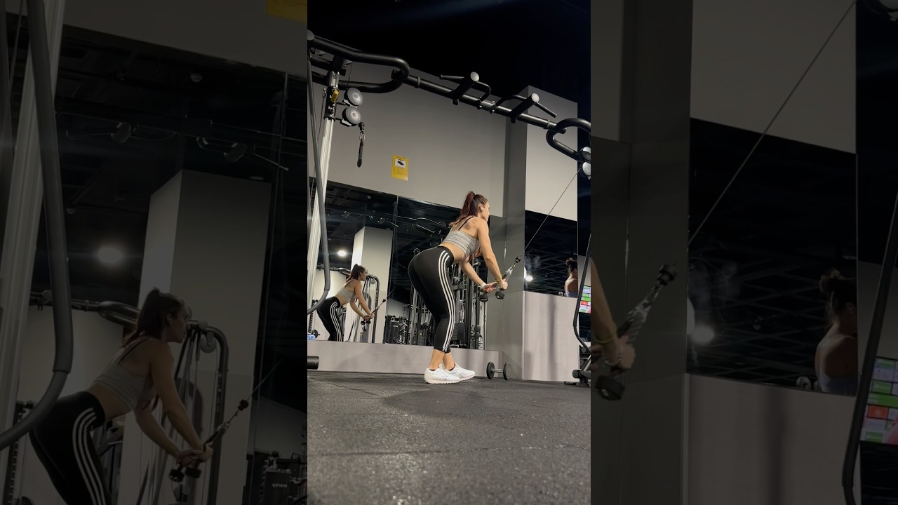 Entreno Pecho - Espalda para mujeres | V&iacute;deo completo enlace en la descripci&oacute;n gym #gymmotivation