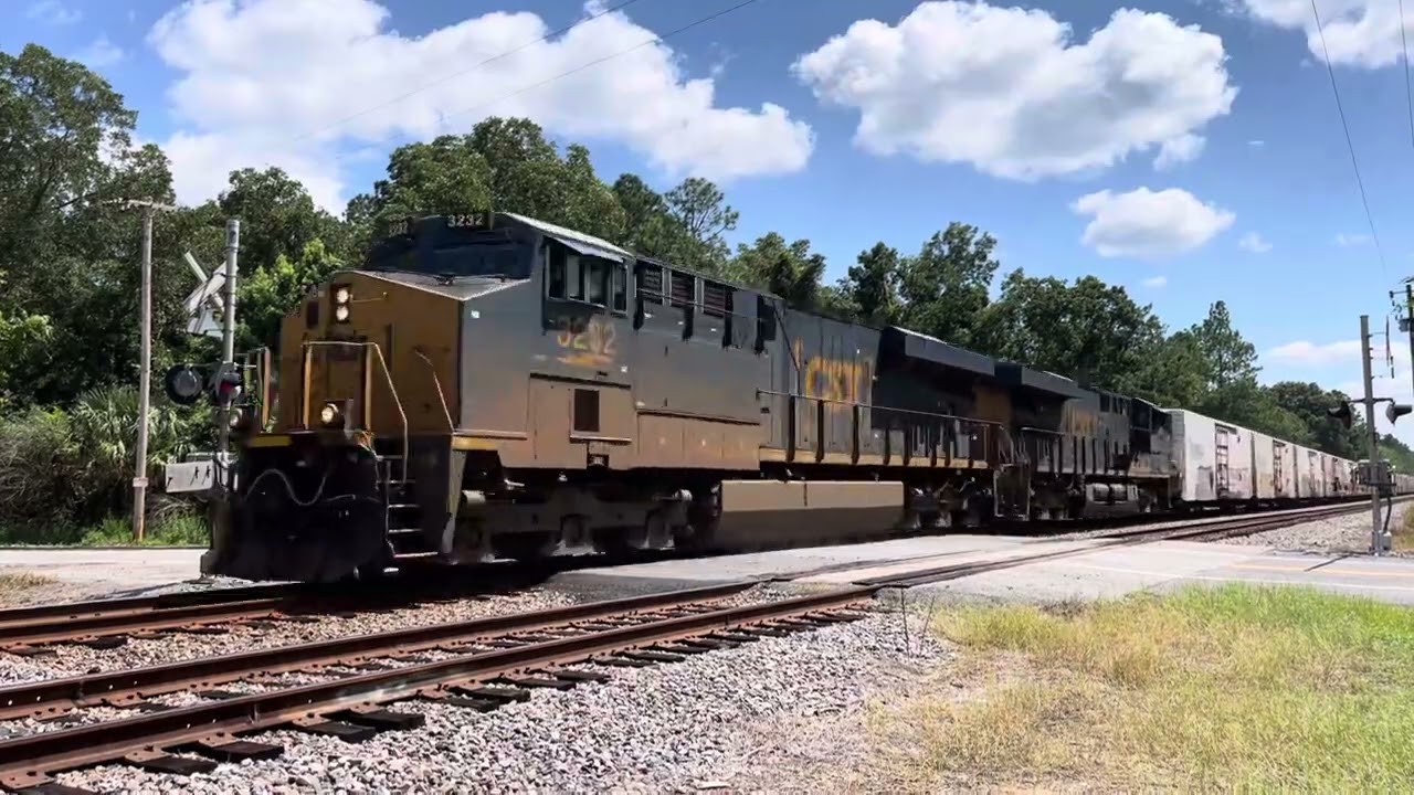 70 MPH CSX TROPICANA JUICE/UPS Intermodal Train