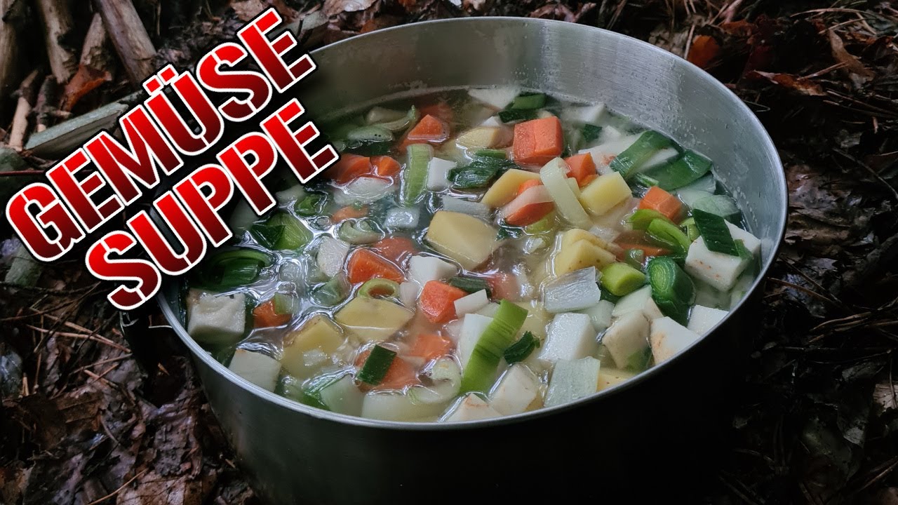 Outdoor Kochen mit Hobo im Pfälzerwald | Gemüsesuppe unterm Tarp bei strömendem Regen