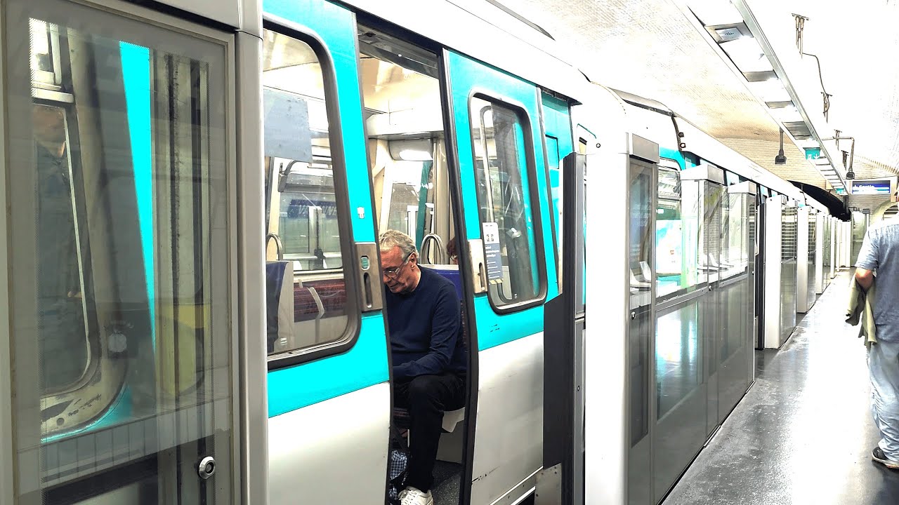 Métro 13 - Varenne