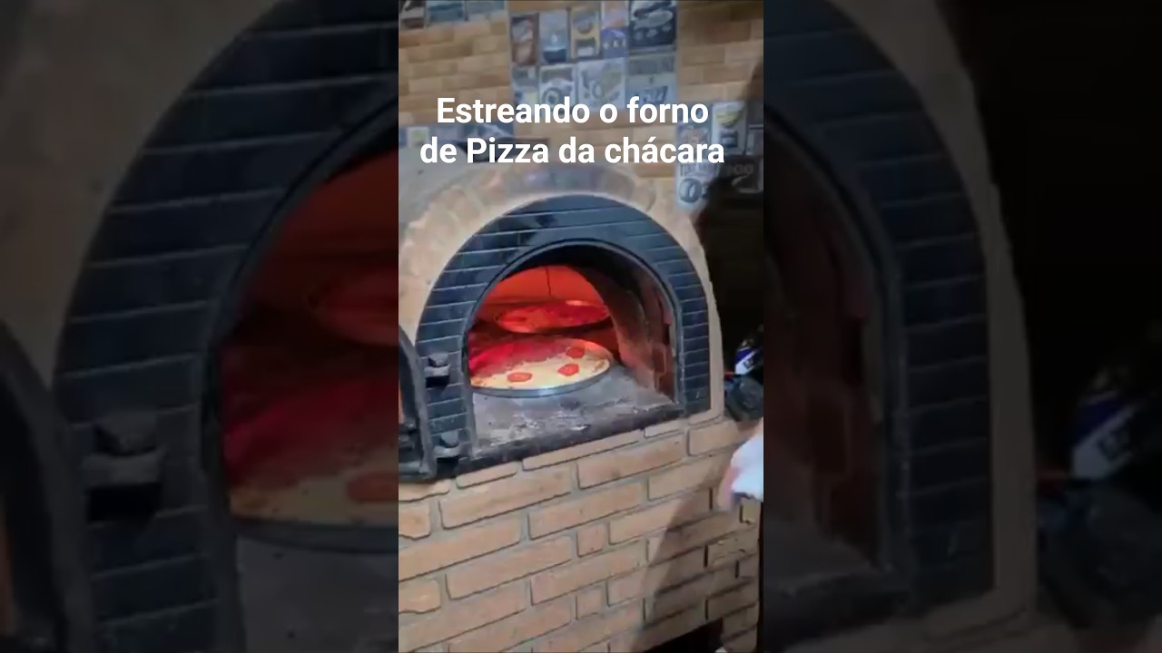 Estreando o forno de Pizza da chácara
