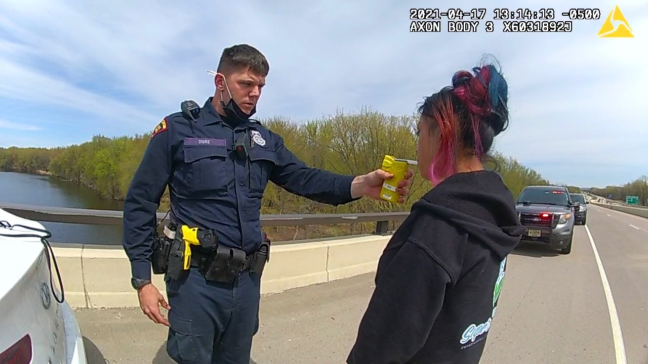 Woman Fleeing Police At 137 mph Runs Out Of Gas