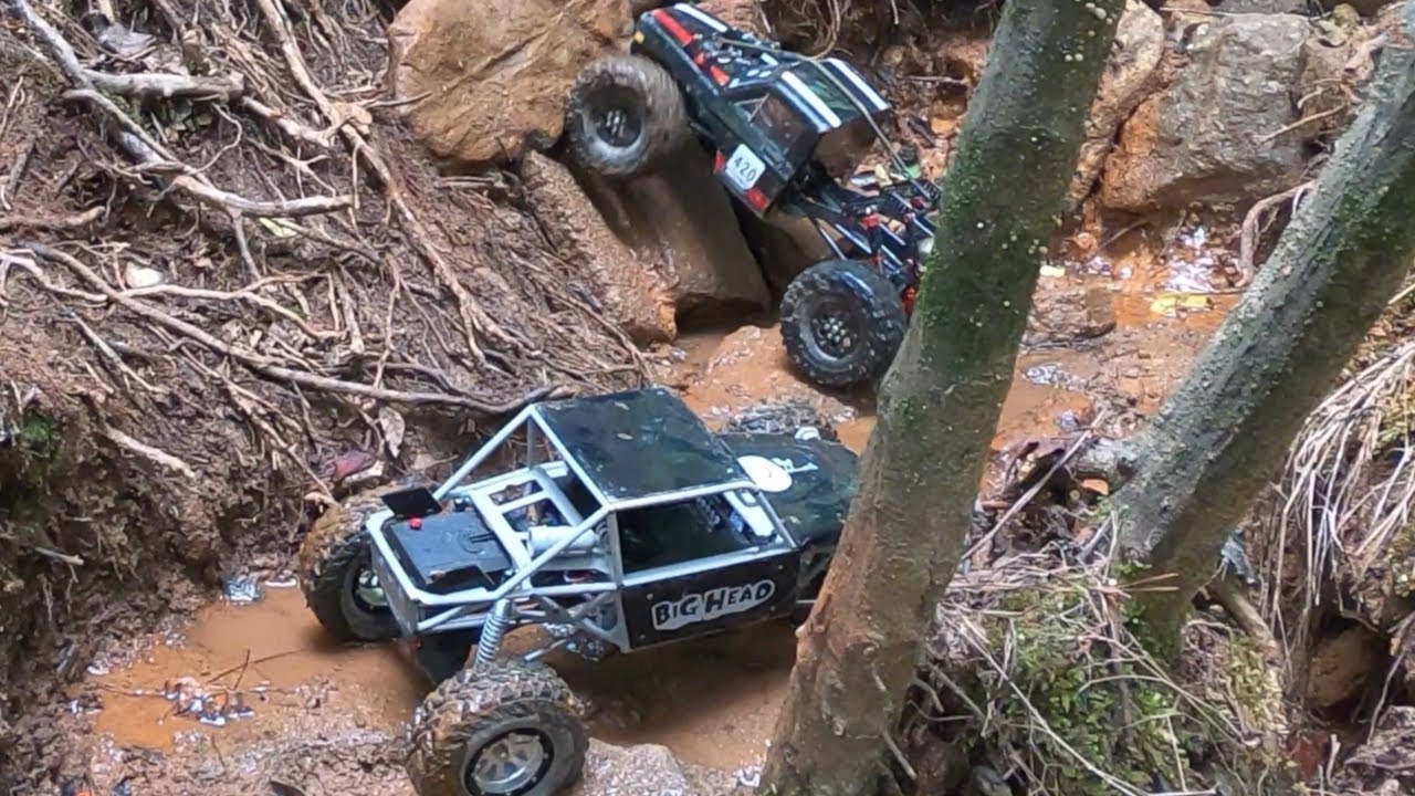 Backyard RC Crawler Course -They Like the Way We Talk #rc #rccrawling #rccars #rcrockcrawler
