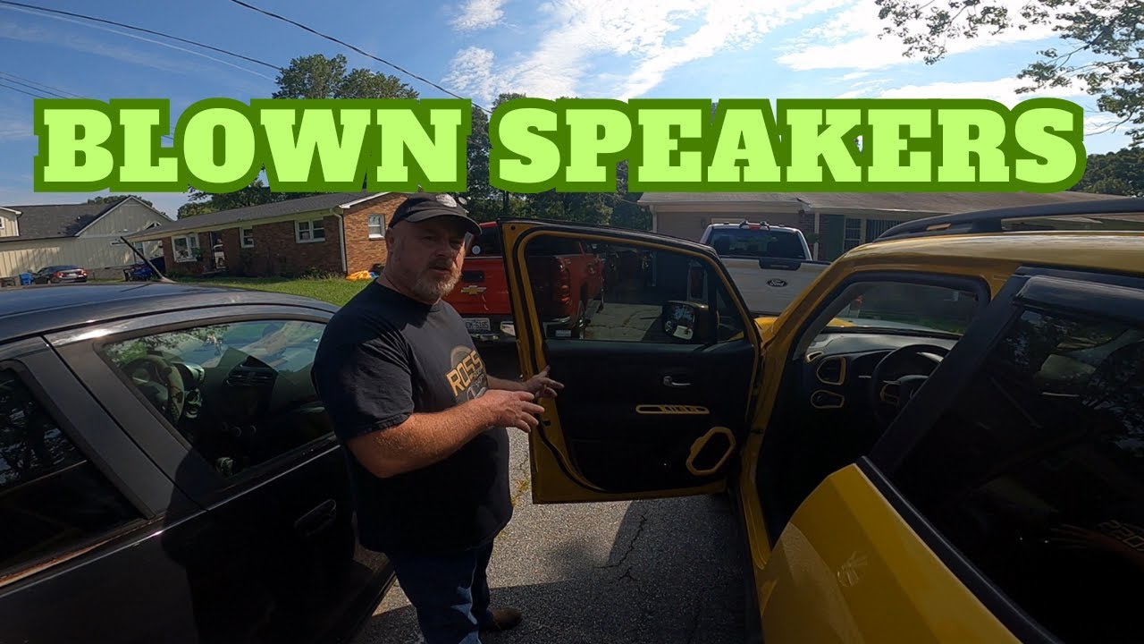 Jeep Renegade Speaker Replacement. #jeep #automobile #mechanic #jeeplife #carrepair #autorepairshop